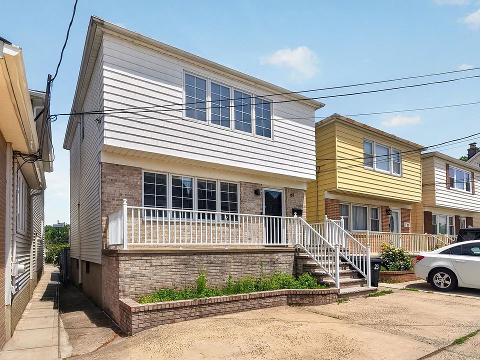 1st image of 23 Marion Ct