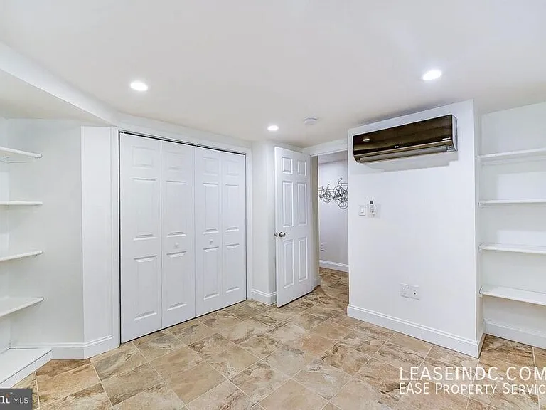 31 T St NW #B — Photo 6
