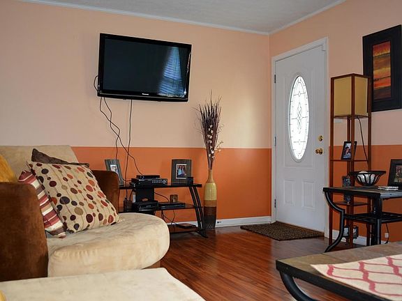 4 Living Room III