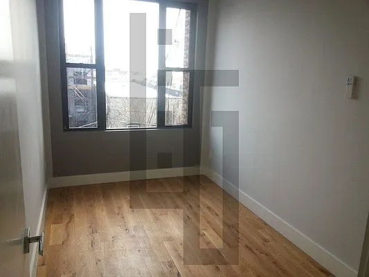 Rented by Loom Group | media 19