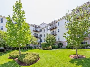 3 Repton Cir UNIT 3301, Watertown, MA 02472