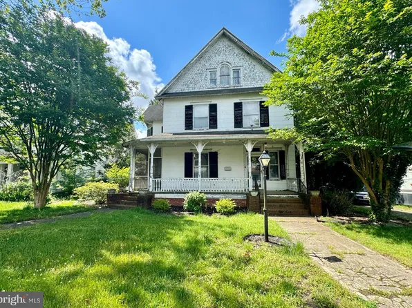 216 W 8th St, Laurel, DE 19956