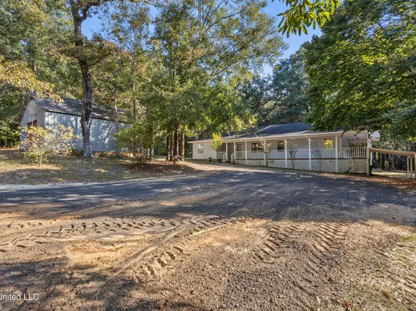 19916 Old River Rd, Vancleave, MS 39565