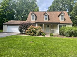 6673 Brookside Ln, Plymouth, MI 48170