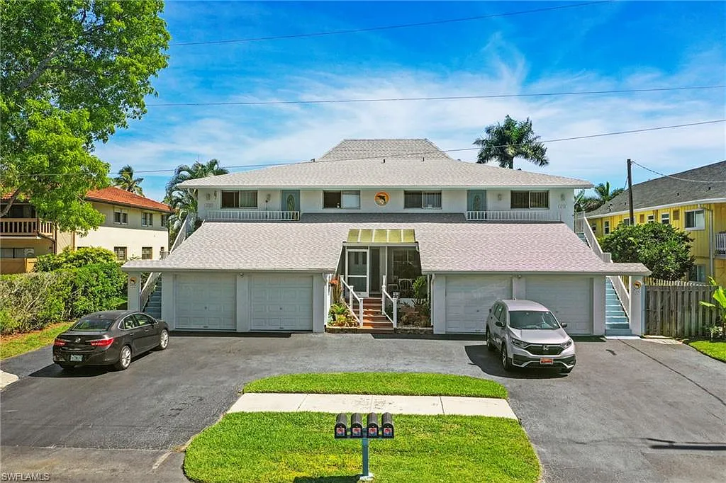 Building Photo - 1376 Chesapeake Ave #2