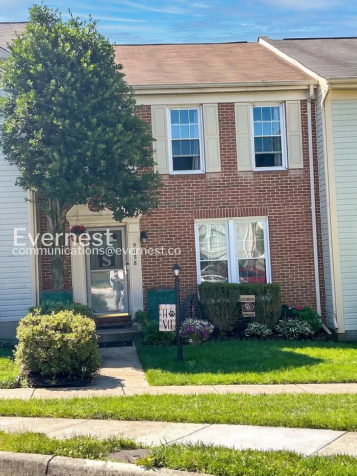 3 bed, 3.5 bath, 1606 sqft, $2,695 — Photo 1