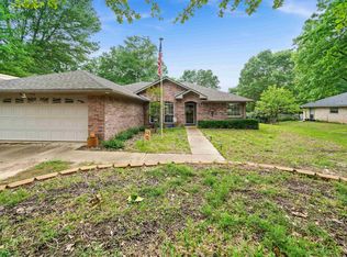 15906 Brittain Ct, Lindale, TX 75771
