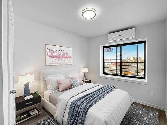 3rd image of 2588 Heath Ave #3A