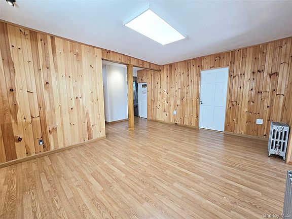 3rd image of 4510 156th Street