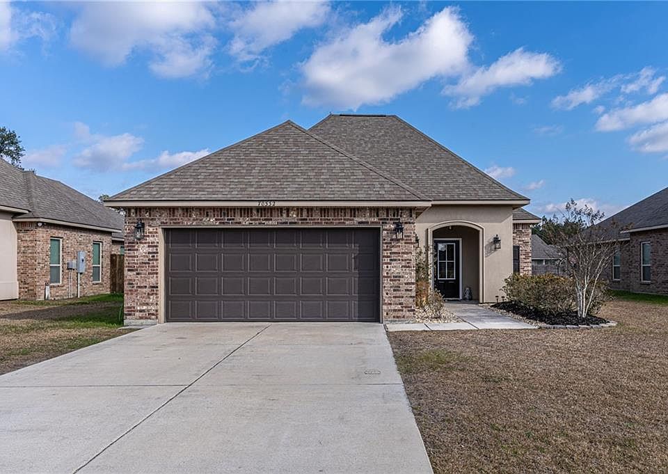 2nd image of 70332 Chambly Ct