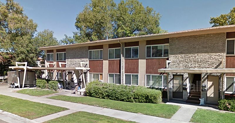 1st image of 225 Poplar St APT 1