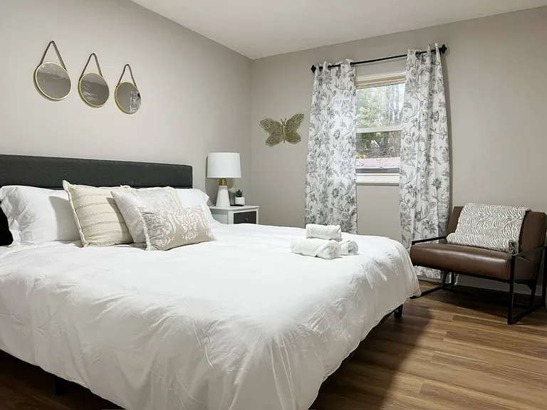 805 Fairlawn Ct #1 — Photo 4