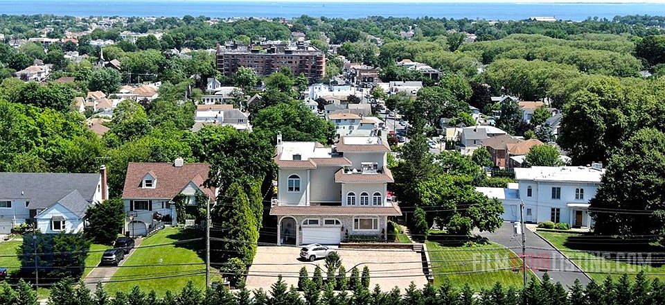 1205 Todt Hill Rd, Staten Island, NY 10304 | Zillow