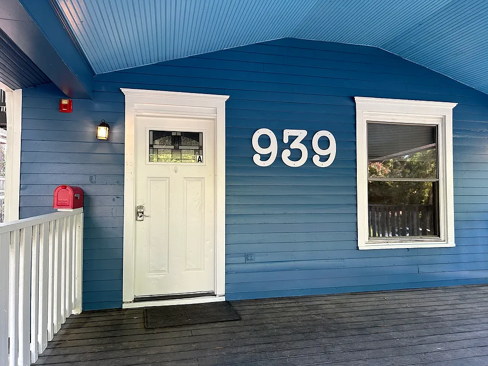 939 Indiana St