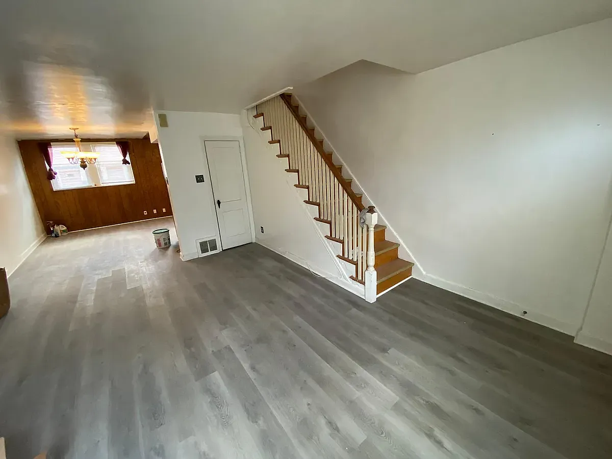 3 bed, 1078 sqft, $1,550 — Photo 3