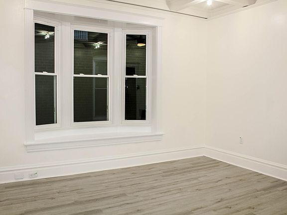 4th image of 2321 Russell Blvd #2