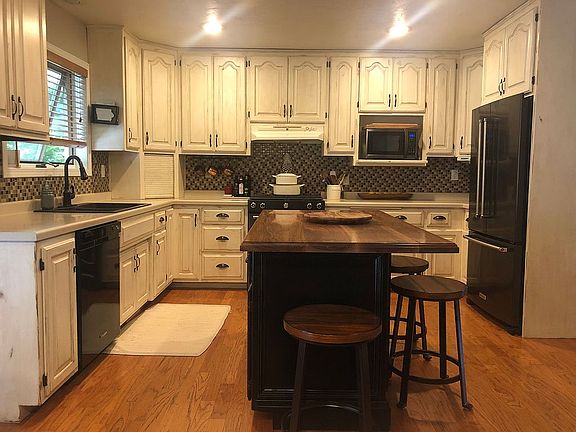 4th image of 3034 Whirthington Ct