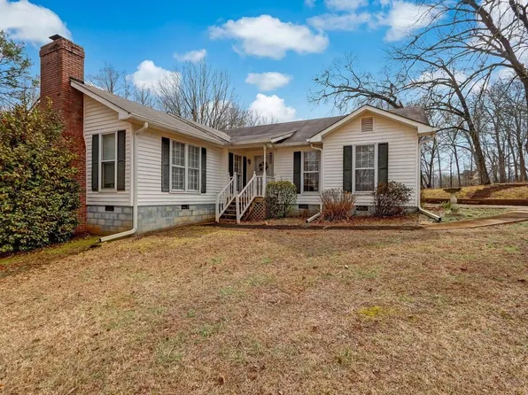 5786 Highway 52, Gillsville, GA 30543