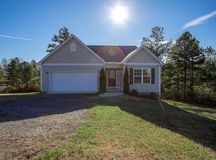 240 Oak Spring Ln, Madison Heights, VA 24572