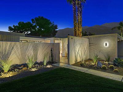 1251 E Twin Palms Dr, Palm Springs, CA, 92264