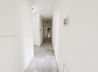 1915 Country Club Prado #1915, Miami, FL 33134