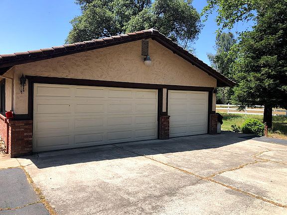 3rd image of 22432 Alaska Dr