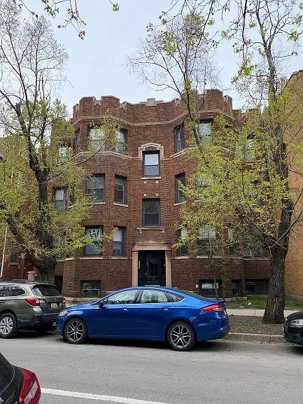 640 W Roscoe St #3W