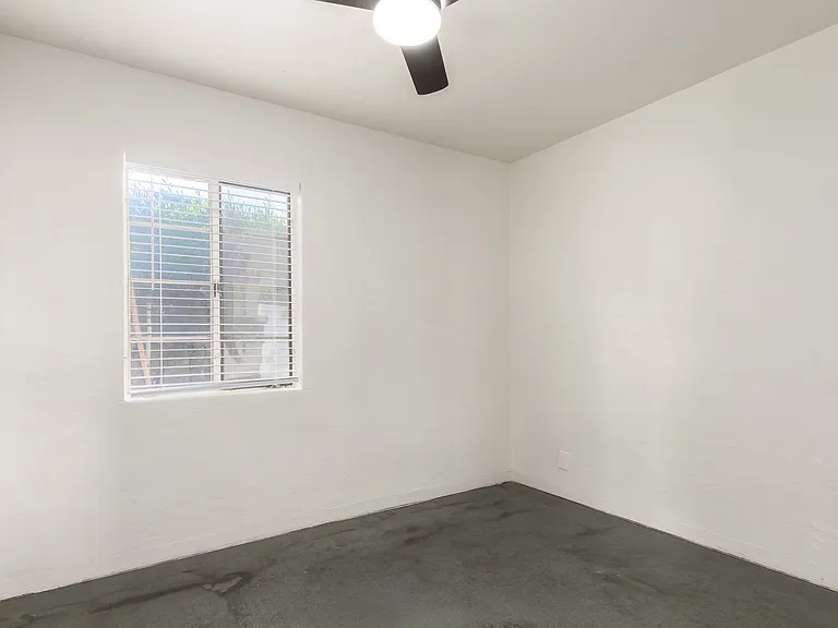 2452 E. Amelia Ave. — Photo 4