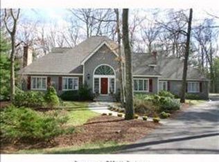 9 Essex Ct, Farmington, CT 06032