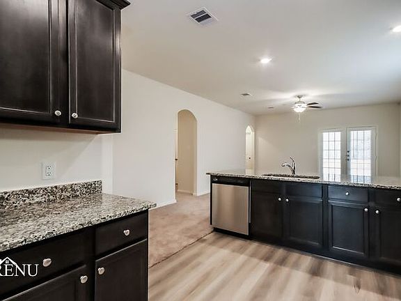 4th image of 10526 Sweetwater Creek Dr