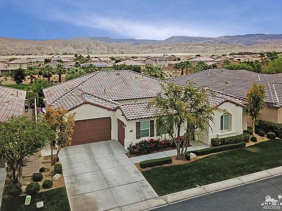 5th image of 82388 Puccini Dr