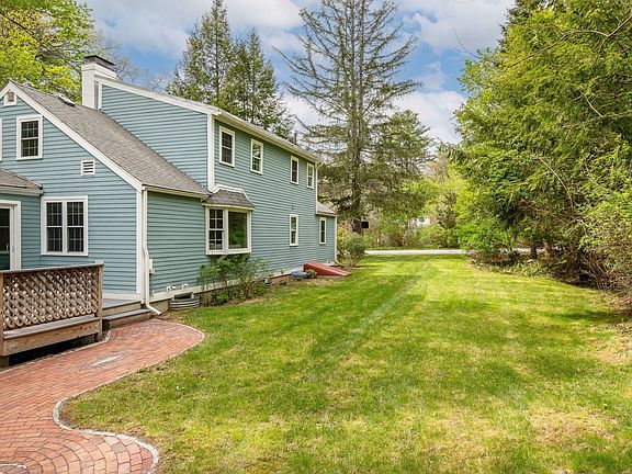 3rd image of 15 Oyster River Road