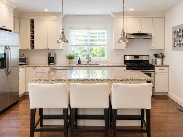 169 S Water St Unit B, Greenwich, CT 06830