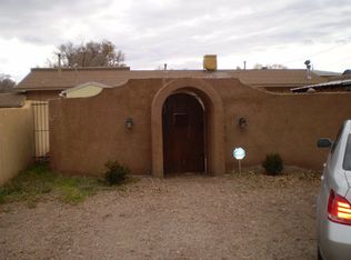 3012 Camilo Ln NW, Albuquerque, NM 87104