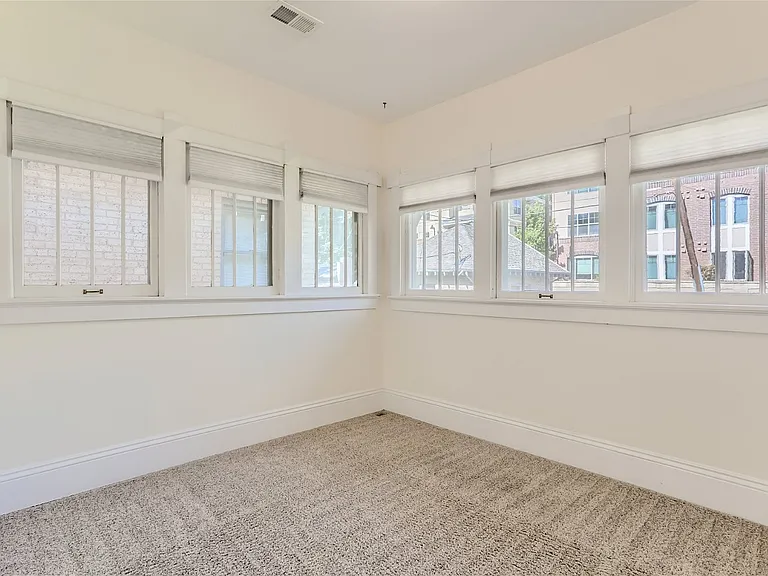 1587 Saint Paul St — Photo 10