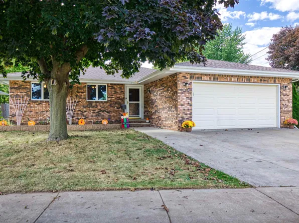 313 W Division St, Kaukauna, WI 54130