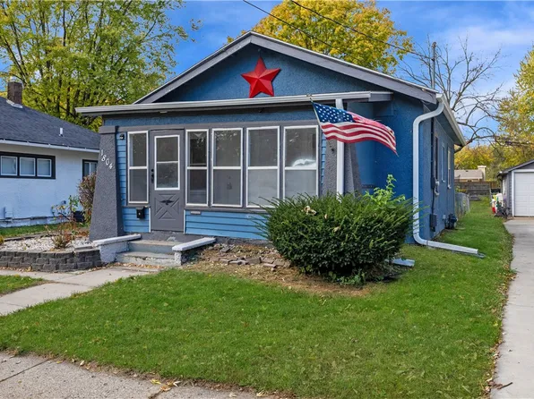 1804 E 23rd St, Des Moines, IA 50317