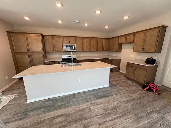 2nd image of 7617 E 35th Pl