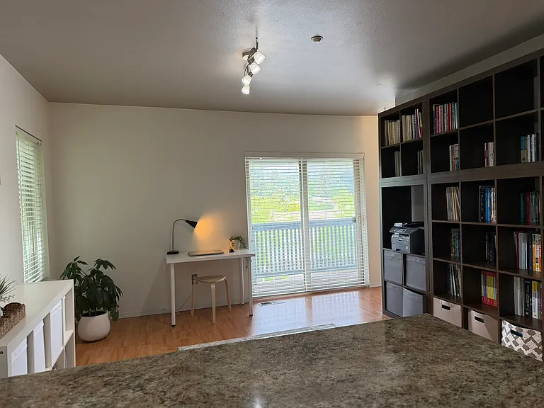 4063 Flora Dr — Photo 11