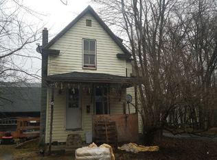 65 Green Rd, Newport, NH 03773