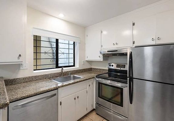 4th image of 1817 California St APT 303