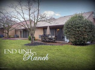 37 Auburn Ct, Red Bank, NJ