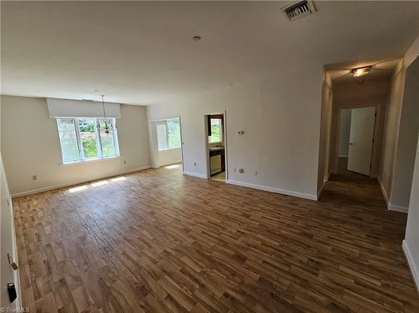 2128 Bermuda Vlg, Bermuda Run, NC 27006