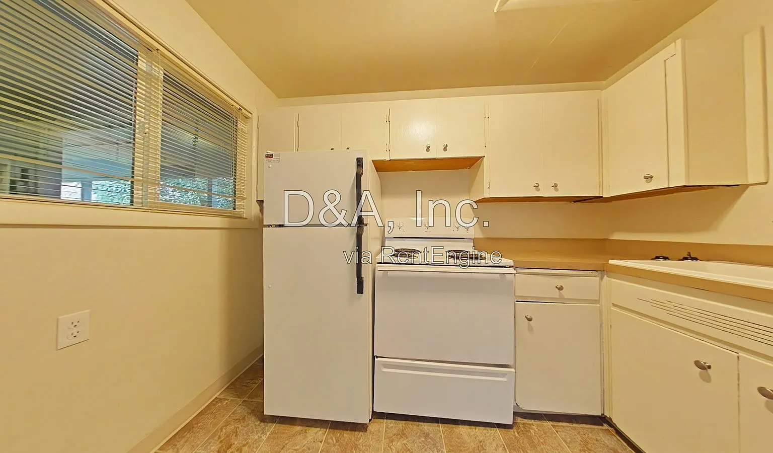 2 bed, 1.0 bath, 600 sqft, $1,395 — Photo 3