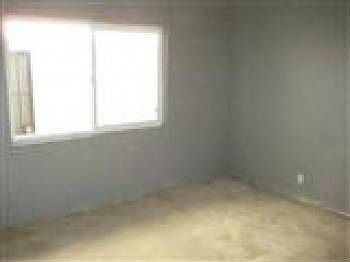 4th image of 1938 Pulgas Ave