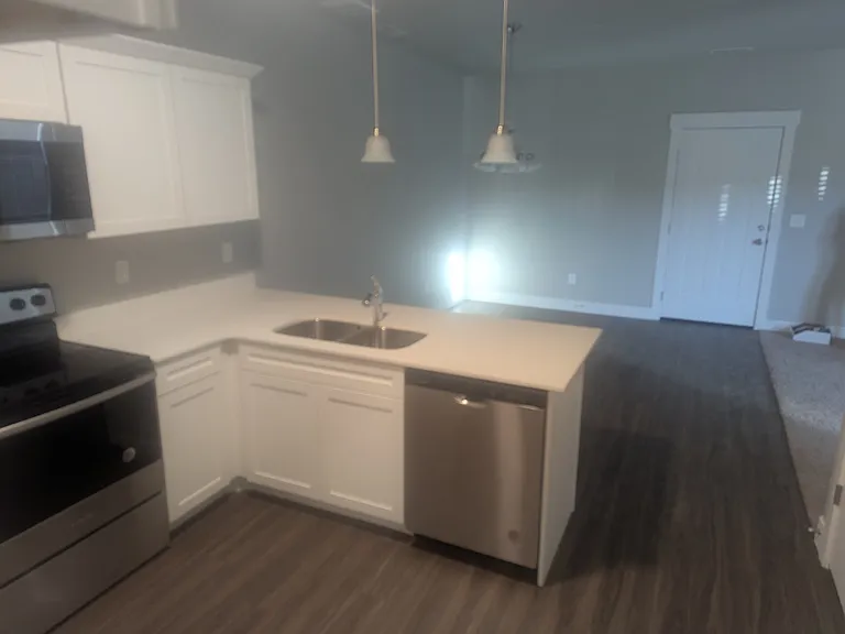 752 N Favreau Ln #V204 — Photo 2