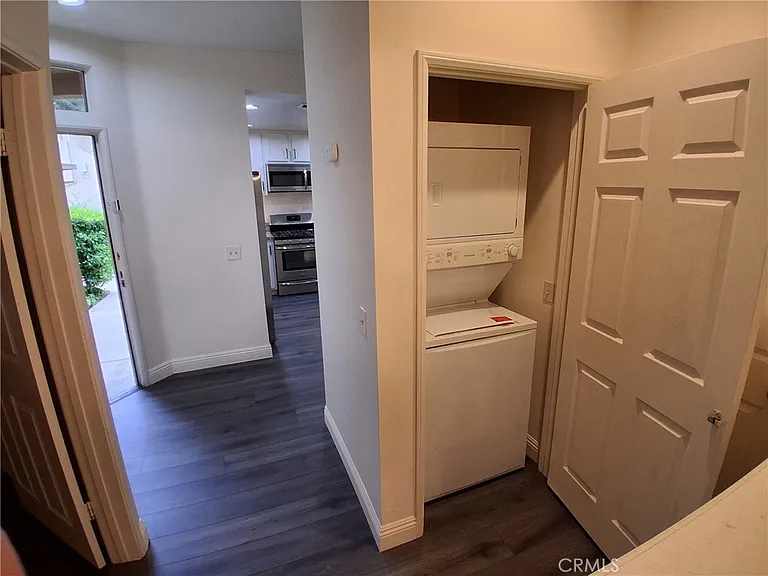 3190 Altura Ct #101 — Photo 26
