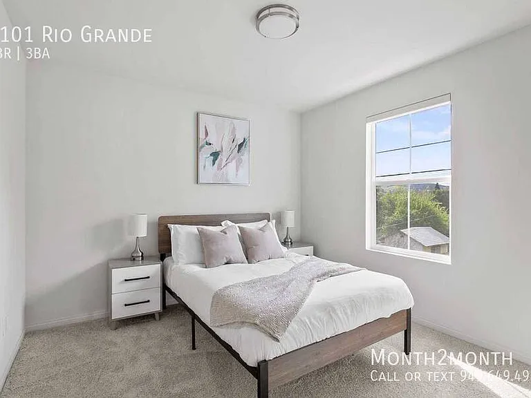 2101 Rio Grande — Photo 10