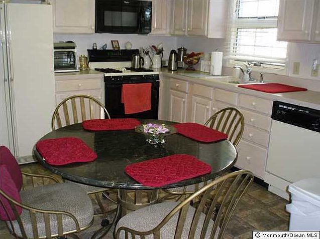 2nd image of 2231 Chanticleer Court #S