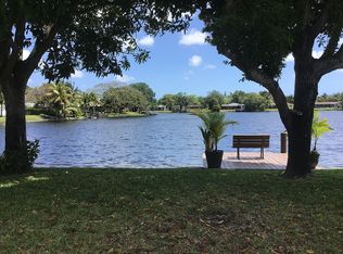 1940 SW 67th Ter, Plantation, FL 33317